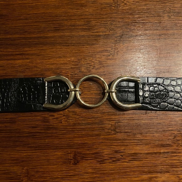 ⚡️Zara Faux Leather Belt⚡️ - Picture 4 of 4